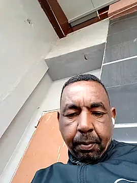 Snapshot of Bob_black chatting on February 2026 02:35:01 PM Bob black online show from February 2026 02:35:01 PM