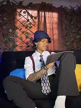 dreyk20 online show from February 2026 08:18:02 PM