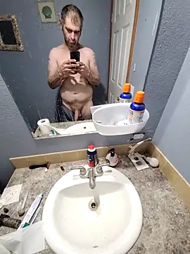 Snapshot of Bigdickcraig11 chatting on October 2025 10:30:02 PM Bigdickcraig11 online show from October 2025 10:30:02 PM