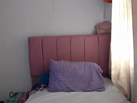 Alaina Blessed online show from September 2025 06:57:02 PM