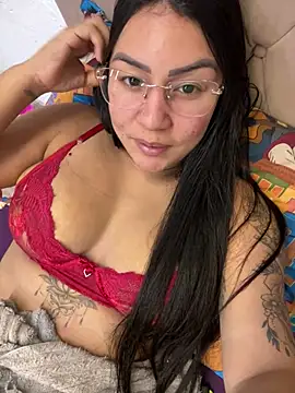 Snapshot of julianamascarada chatting on July 2026 01:34:01 AM julianamascarada online show from July 2026 01:34:01 AM