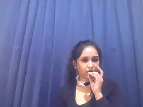 Snapshot of cute_indianxo chatting on October 2025 05:15:02 PM cute indianxo online show from October 2025 05:15:02 PM