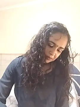 cute indianxo online show from February 2026 06:25:01 PM