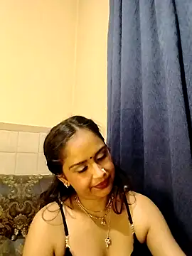 cute indianxo online show from April 2026 09:04:01 PM