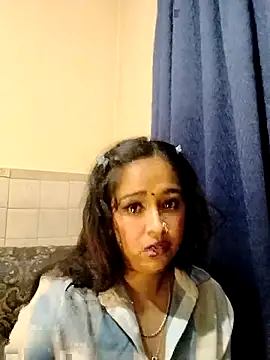 Snapshot of cute_indianxo chatting on April 2026 05:59:02 PM cute indianxo online show from April 2026 05:59:02 PM