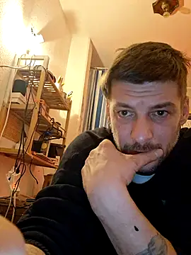 Snapshot of a7ex chatting on December 2024 10:49:02 PM a7ex online show from December 2024 10:49:02 PM