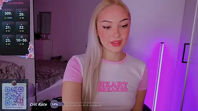 Snapshot of LeksaCandy chatting on September 2025 03:40:01 AM LeksaCandy online show from September 2025 03:40:01 AM