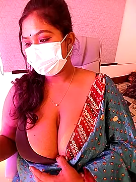 Snapshot of Cutee_Amrita chatting on June 2026 11:02:02 PM Cutee Amrita online show from June 2026 11:02:02 PM