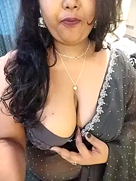 Snapshot of Cutee_Amrita chatting on July 2026 07:23:02 AM Cutee Amrita online show from July 2026 07:23:02 AM