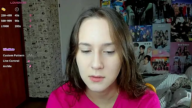 LucyRose3 online show from October 2025 01:22:02 PM