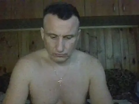 Maksymilian1 online show from March 2026 06:47:01 PM