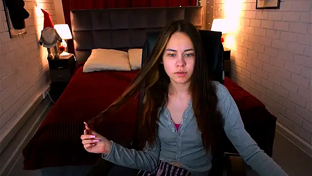 UliaNeer online show from April 2026 12:29:02 PM