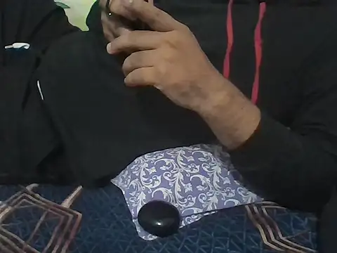 Snapshot of aarav_013 chatting on April 2026 05:04:02 PM aarav 013 online show from April 2026 05:04:02 PM