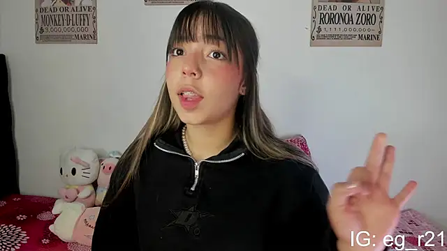 Snapshot of emma_grays2 chatting on June 2026 04:23:01 PM emma grays2 online show from June 2026 04:23:01 PM