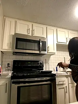 Juicystorm online show from November 2025 03:16:01 PM