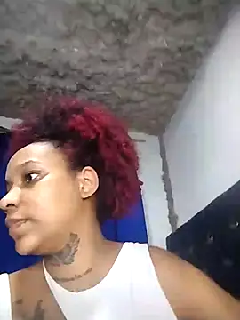 Snapshot of Vale_Nikol21 chatting on October 2025 01:48:02 AM Vale Nikol21 online show from October 2025 01:48:02 AM