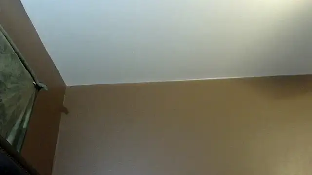 Flossee online show from December 2025 03:03:02 AM