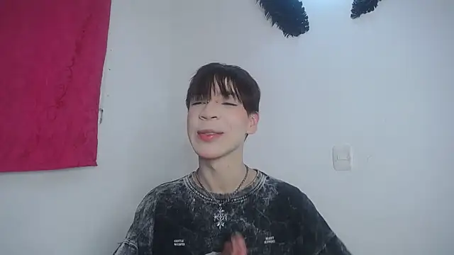 Snapshot of lucky_stricke chatting on November 2025 03:53:02 AM lucky stricke online show from November 2025 03:53:02 AM