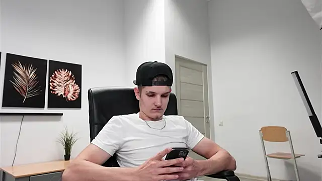 Mark Karson online show from September 2025 12:28:02 PM