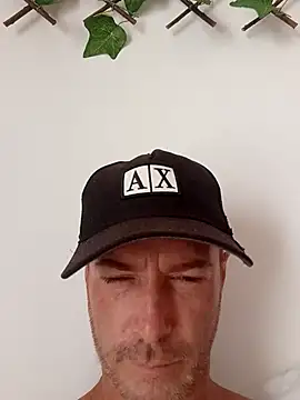 Snapshot of Loiroatv36 chatting on February 2026 02:13:02 PM Loiroatv36 online show from February 2026 02:13:02 PM