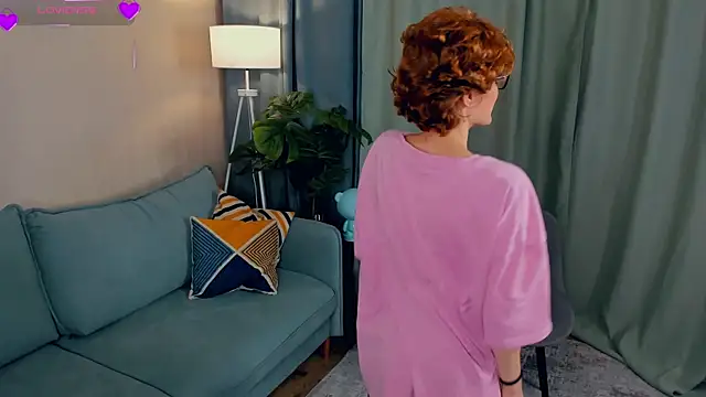 EdlinGathright online show from September 2025 04:38:02 AM