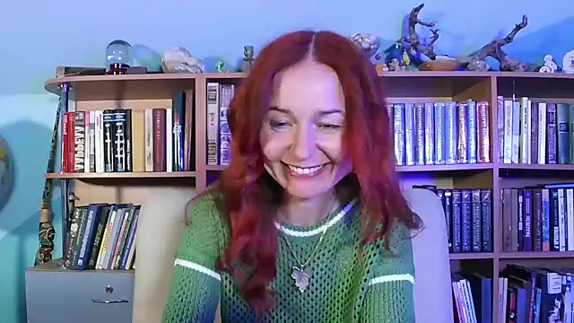 Foxilady357 online show from April 2026 01:29:02 PM