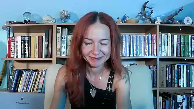 Foxilady357 online show from August 2026 01:35:01 PM