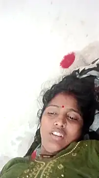 Guriya0076 online show from May 2026 11:00:02 PM