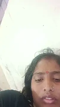 Guriya0076 online show from May 2026 11:24:02 PM