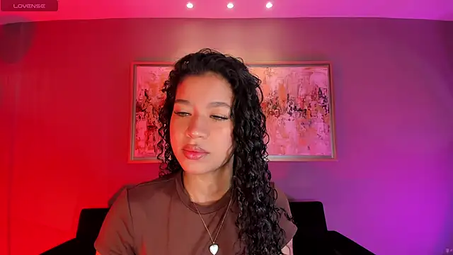 SophieHouston  online show from September 2025 04:24:01 AM