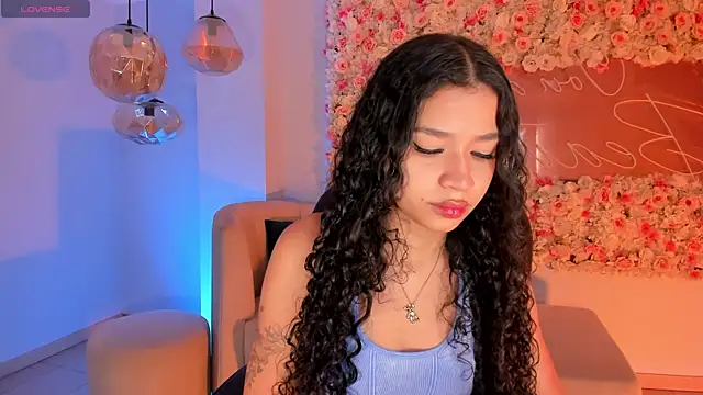 SophieHouston  online show from October 2025 04:31:02 AM