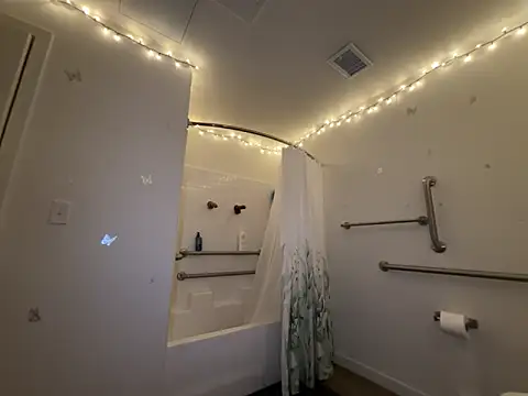 moan4mona online show from December 2025 02:07:02 AM