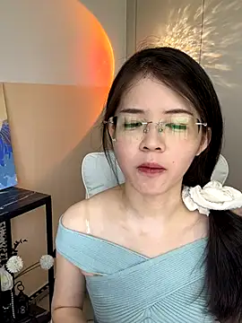 Snapshot of Qianqian-888 chatting on September 2025 01:28:01 AM Qianqian-888 online show from September 2025 01:28:01 AM