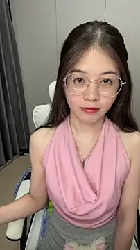 Qianqian-888 online show from November 2025 01:04:02 AM