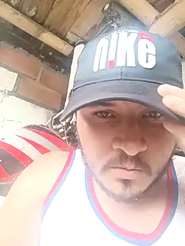 Snapshot of santiii___12 chatting on October 2025 07:13:02 PM santiii 12 online show from October 2025 07:13:02 PM