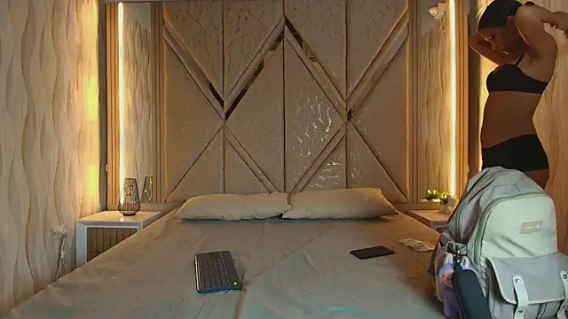 Hotcouple 222 online show from January 2026 07:23:01 AM