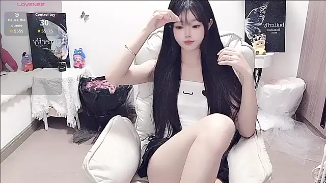 -EEBABY online show from May 2026 07:43:02 PM