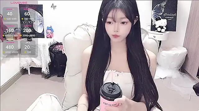 -EEBABY online show from June 2026 01:14:01 PM
