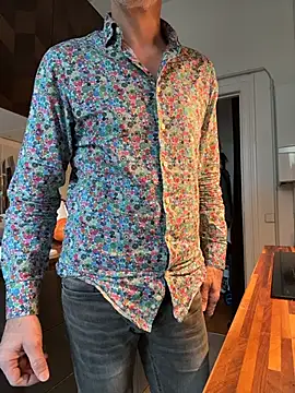 Snapshot of SexyLeon8 chatting on November 2025 09:04:01 AM SexyLeon8 online show from November 2025 09:04:01 AM