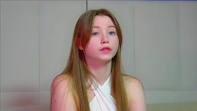 Snapshot of KeiraAsti chatting on October 2025 06:16:02 PM KeiraAsti online show from October 2025 06:16:02 PM