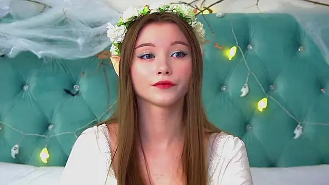 Snapshot of KeiraAsti chatting on October 2025 06:08:01 AM KeiraAsti online show from October 2025 06:08:01 AM