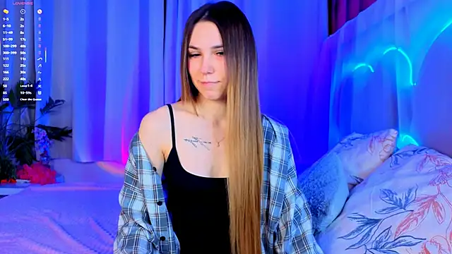 -CindyLou online show from December 2025 05:45:02 AM