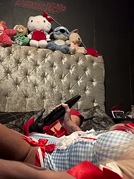 ShortySweet online show from October 2025 03:01:02 PM