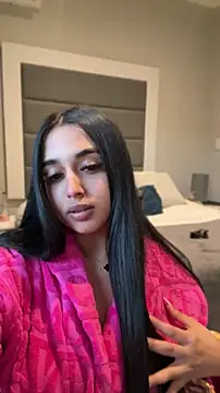 LilMisIndianx online show from May 2026 03:17:01 PM