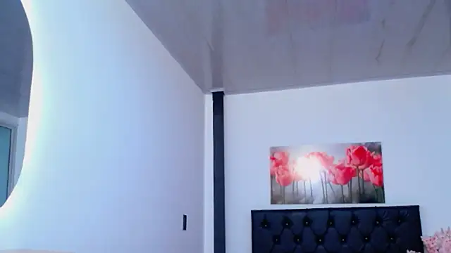 pinky f00x online show from January 2026 07:39:01 PM