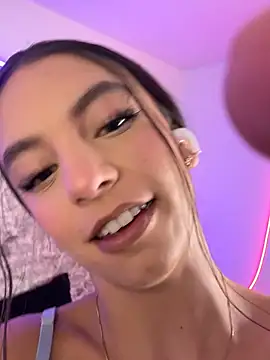 MaryAnneeXOO online show from February 2026 07:07:01 PM