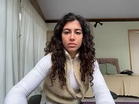 deusaludovica online show from May 2026 06:58:01 PM