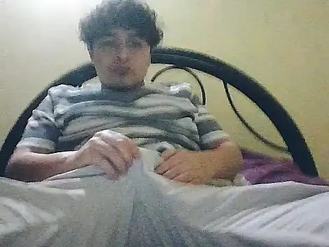 Snapshot of jorgexsuil2hh chatting on November 2025 10:31:02 PM jorgexsuil2hh online show from November 2025 10:31:02 PM