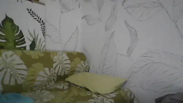 Catty Lady online show from October 2025 04:48:02 PM