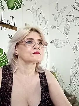 Snapshot of Catty_Lady chatting on July 2026 07:52:01 PM Catty Lady online show from July 2026 07:52:01 PM
